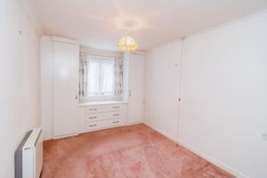 BEDROOM- click for photo gallery